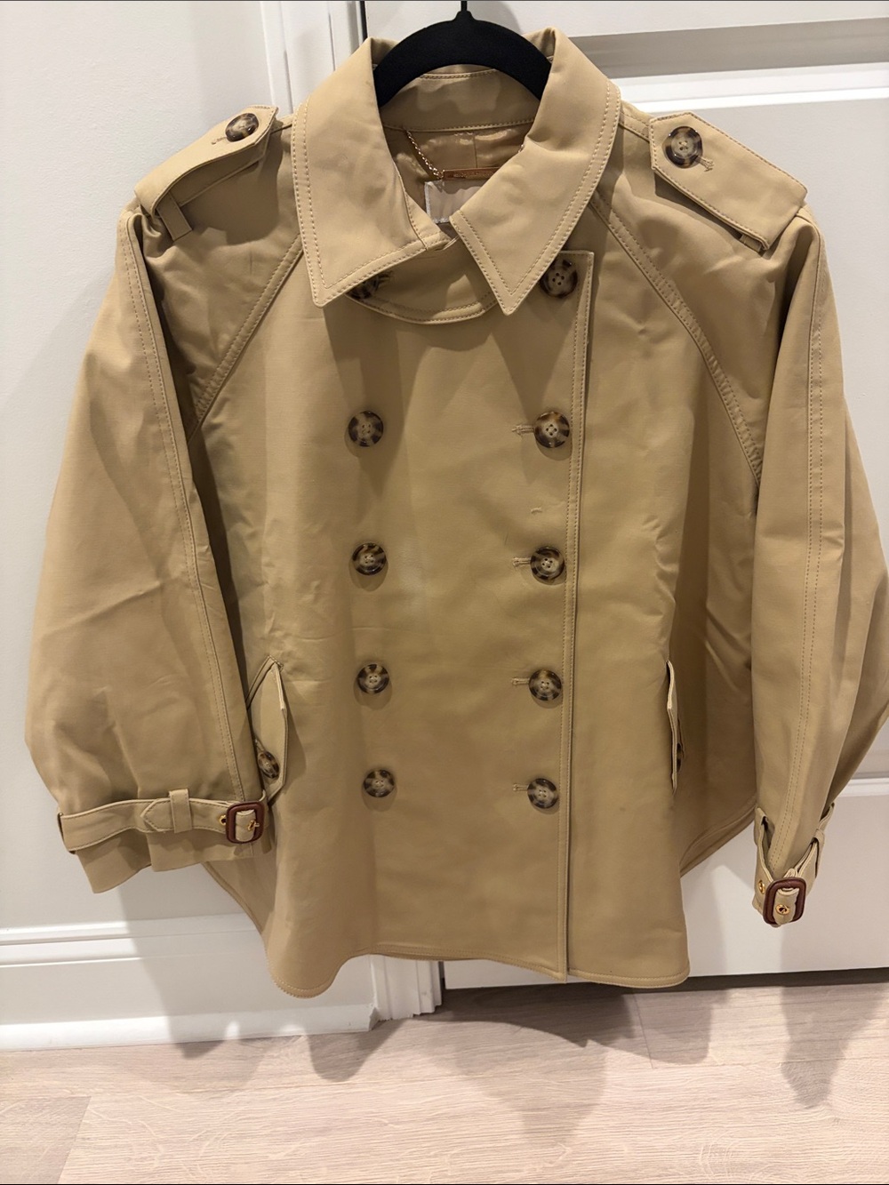 Michael Kors Double-Breasted Beige Trench Capelet Jacket